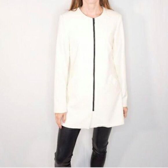 Katherine Barclays Off White Jacket with black zipper - Picture 1 of 7
